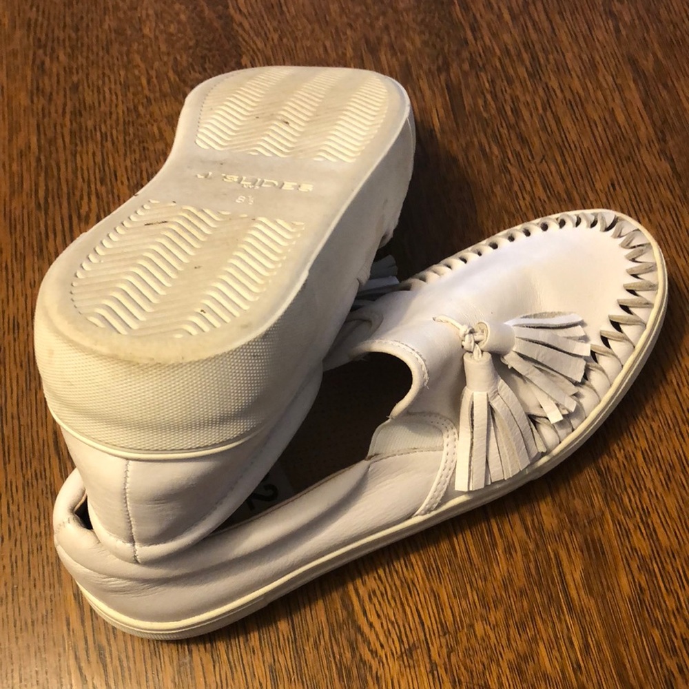Tassel sliders… never worn